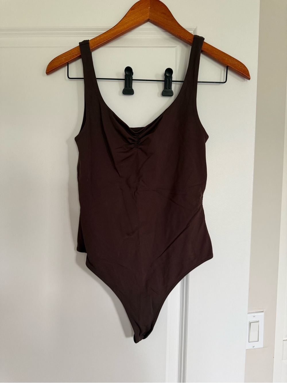 Babaton Brown Scoop-Neck Scrunch Bodysuit